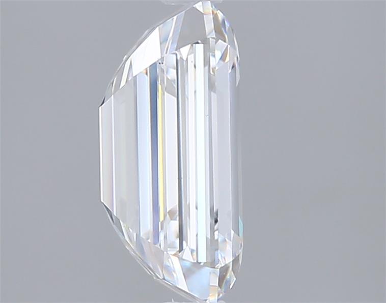 2.56 Carat Emerald Lab Diamond :: Greenstar spin frame 01