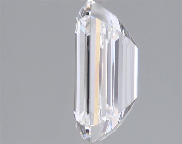 3.06 Carat Emerald Lab Diamond :: Greenstar spin frame 01