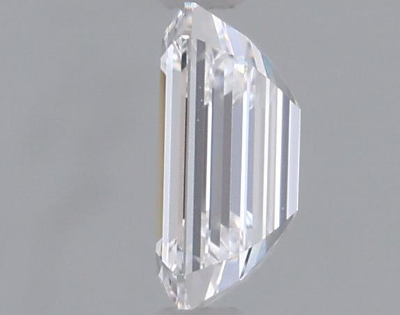 0.50 Carat Emerald Lab Diamond :: Greenstar spin frame 02