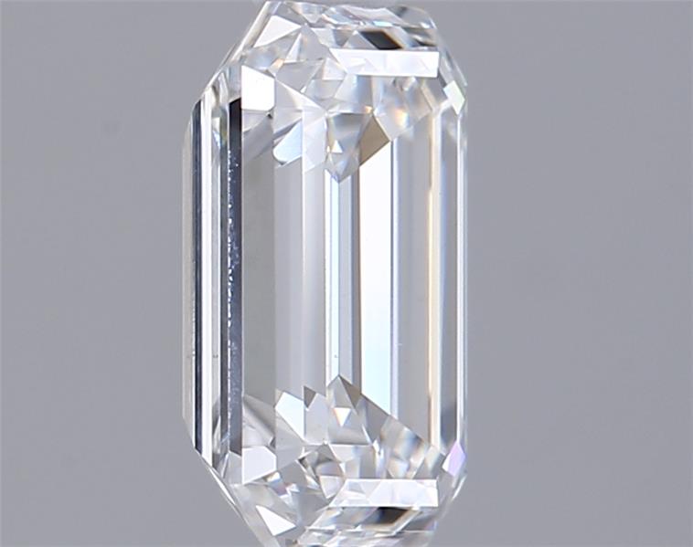 1.54 Carat Emerald Lab Diamond :: Greenstar spin frame 03