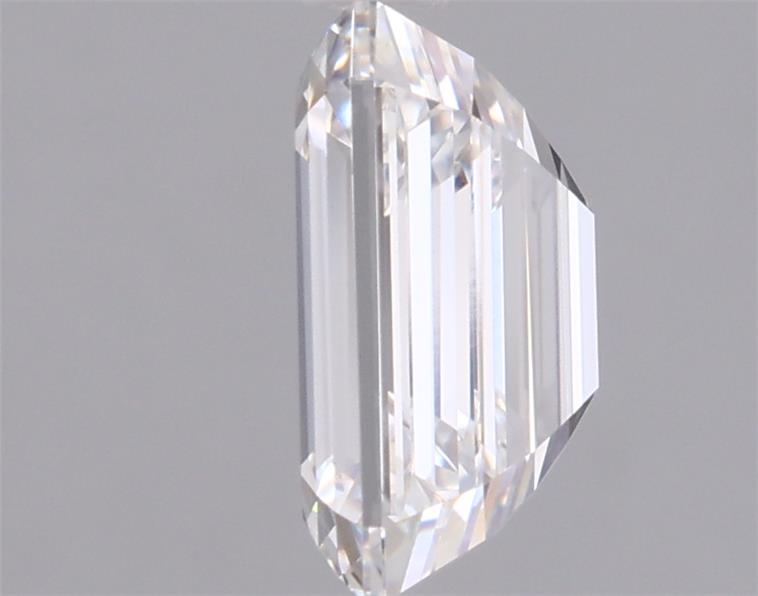 2.03 Carat Emerald Lab Diamond :: Greenstar spin frame 01