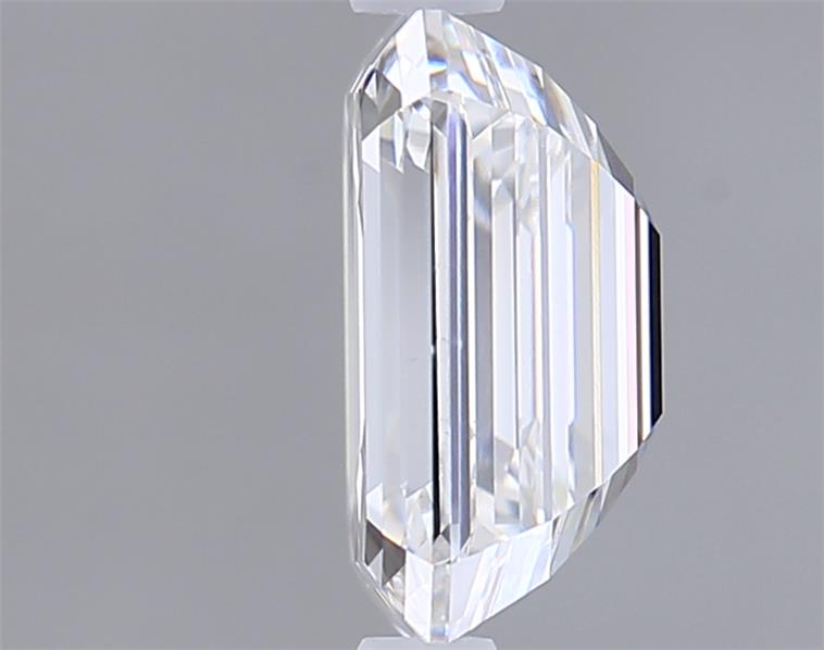 2.02 Carat Emerald Lab Diamond :: Greenstar spin frame 01