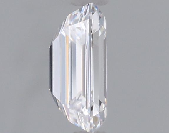 0.58 Carat Emerald Lab Diamond :: Greenstar spin frame 01