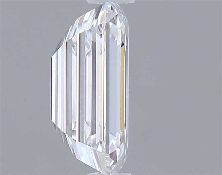 0.87 Carat Emerald Lab Diamond :: Greenstar spin frame 02