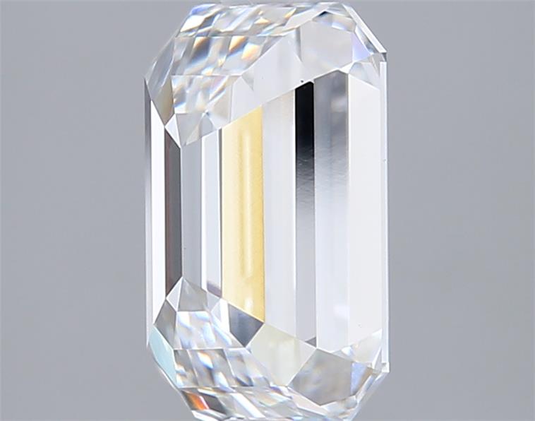 2.56 Carat Emerald Lab Diamond :: Greenstar spin frame 03